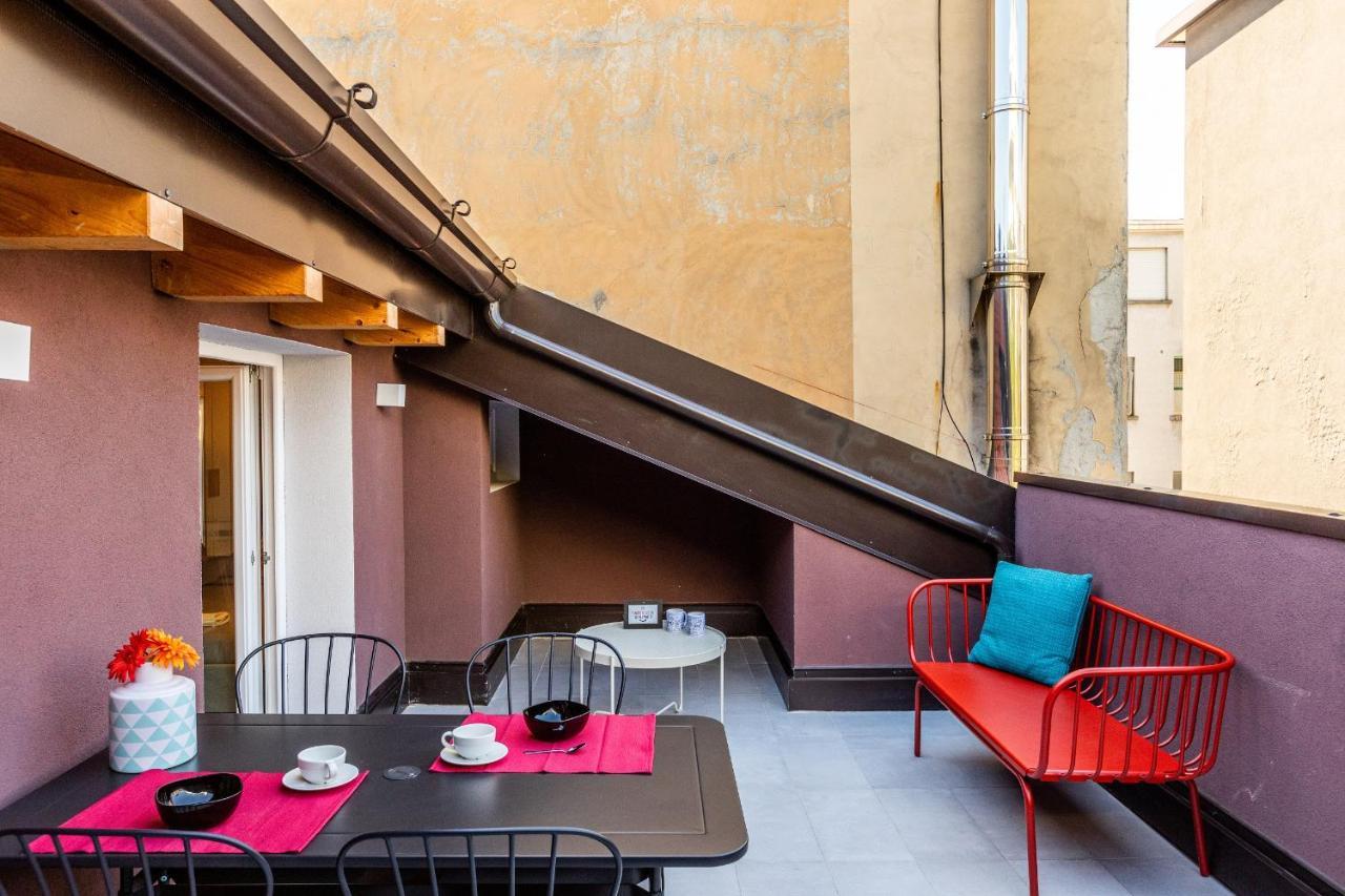 Joivy Contemporary Apartments In Historical Giambellino-Lorenteggio Milão Exterior foto